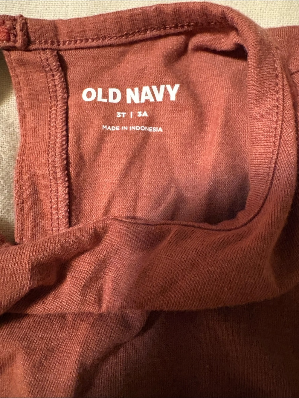 2 Old Navy Rompers Size 3T - Picture 7 of 9